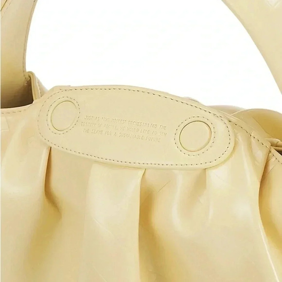 Themoriè Hera Croc-Embossed Top Handle Bag - Picture 3 of 4